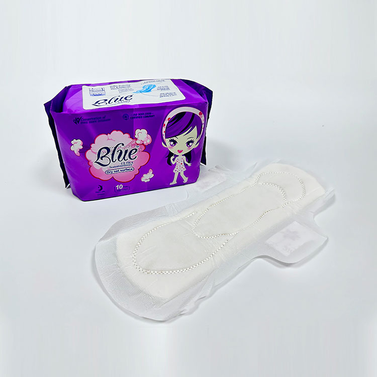 青い生理用ナプキン